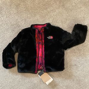 Reversible black Faux fur north face jacket 4T